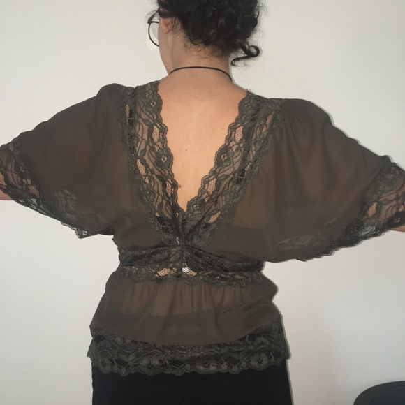 Gray blouse - Picture 2 of 2